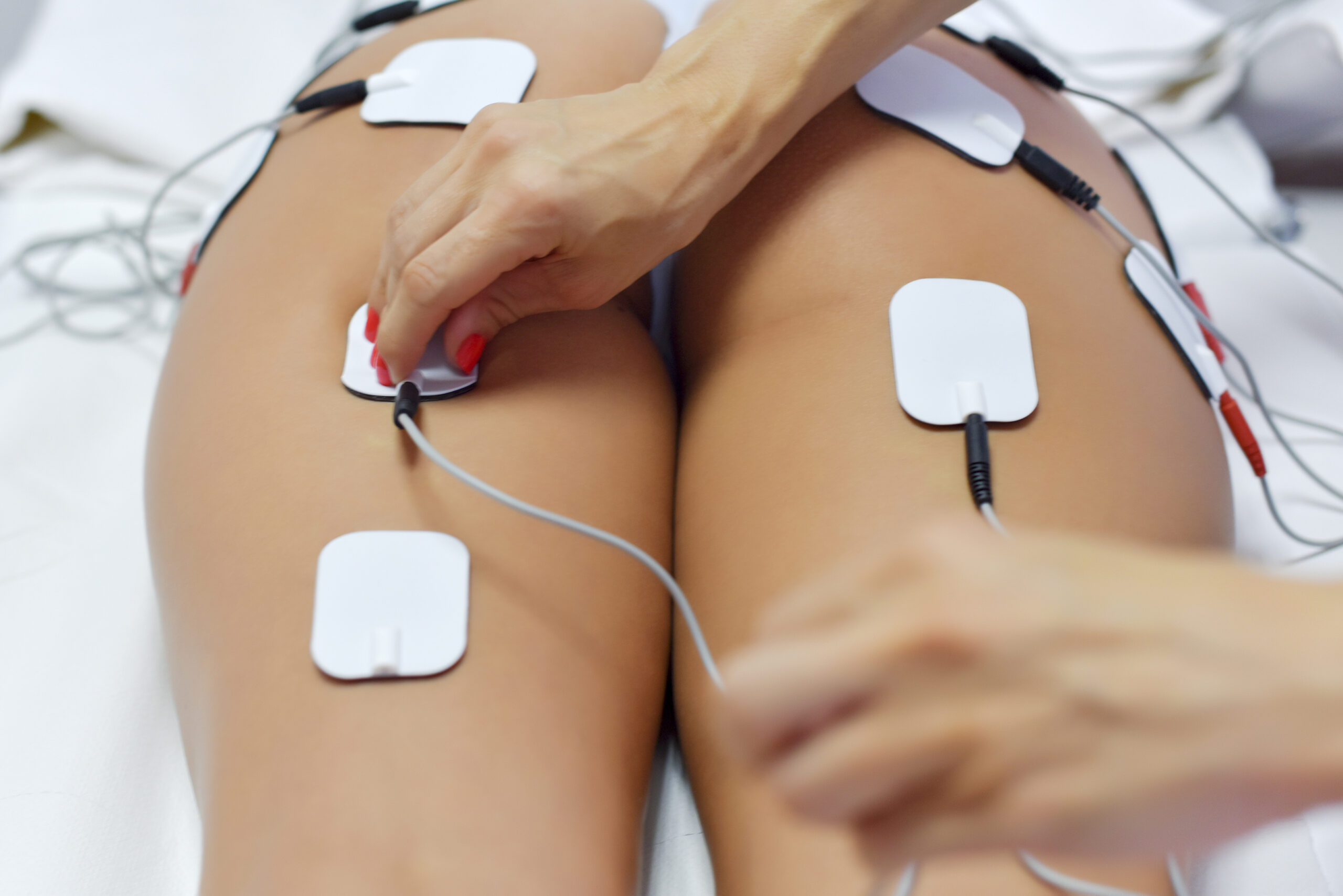 Treatment with electro stimulation, Nudity
